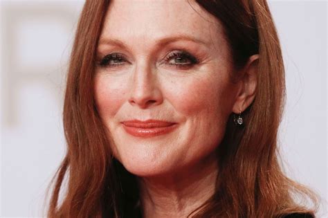 julianne moore sex|Julianne Moore nude in hot and Sex Videos.